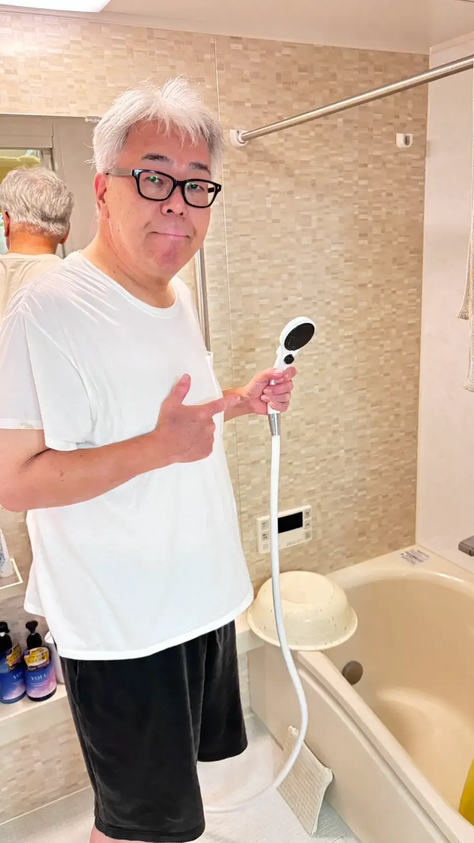 シャワーヘッドからの水漏れ-狛江市東野川